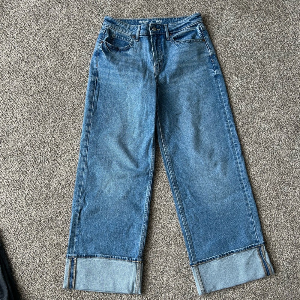 Old Navy Women’s extra high rise wide leg Jeans with Cuffed Hem